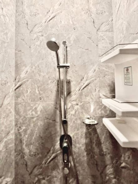 bathroom of Ashton Asoke