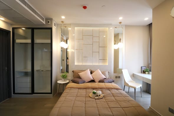 bedroom and room interior of Ashton Asoke