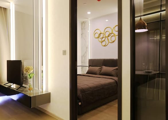 bedroom and room interior of Ashton Asoke