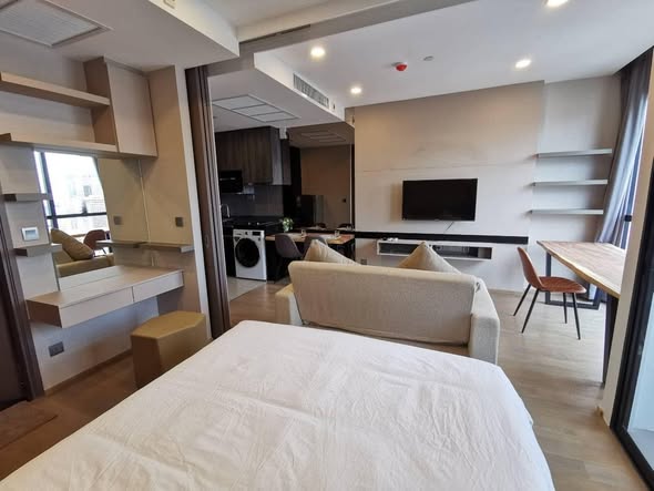 bedroom of Ashton Chula-Silom
