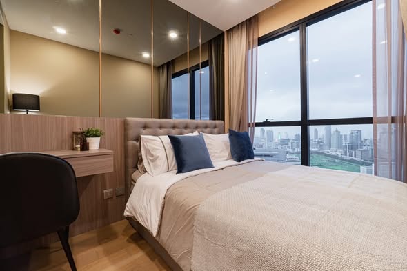 bedroom of Ashton Chula-Silom