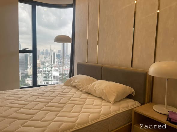 bedroom of Ashton Chula-Silom