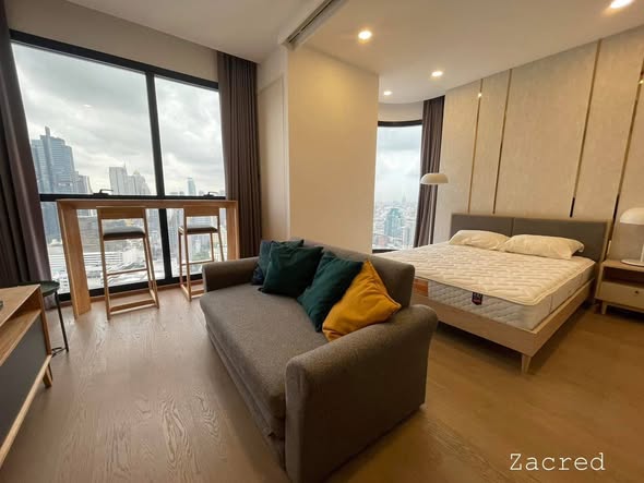 bedroom of Ashton Chula-Silom
