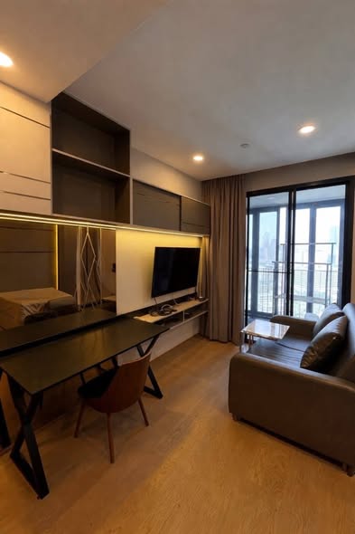 bedroom and living room of Ashton Chula-Silom