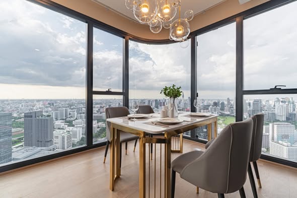 Ashton Chula-Silom