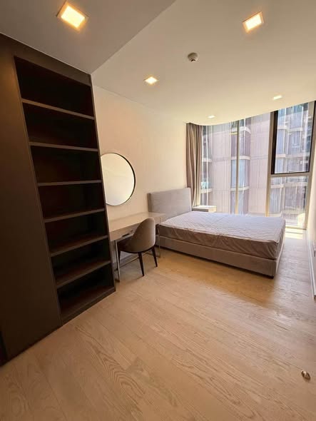 bedroom and room interior of Ashton Residence 41