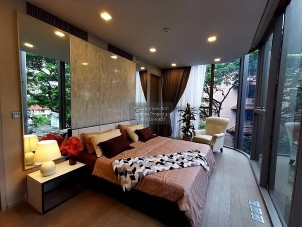 bedroom and room interior of Ashton Residence 41