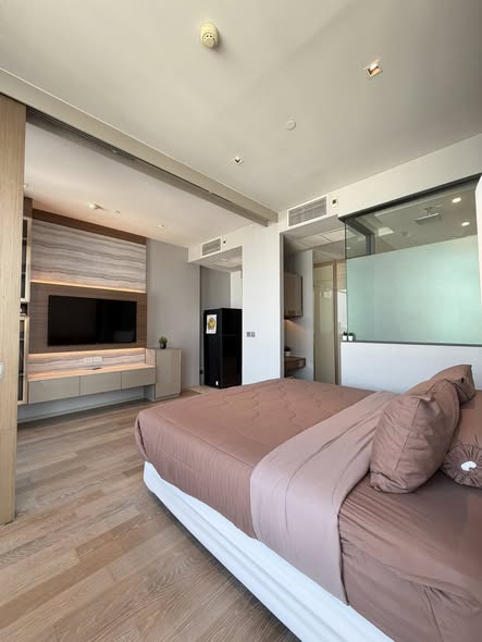 bedroom of Ashton Silom