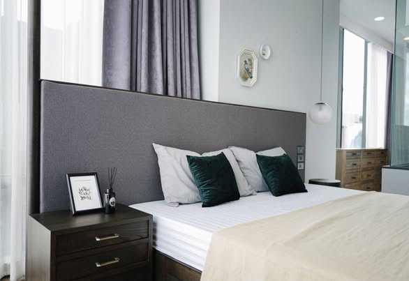 bedroom of Ashton Silom