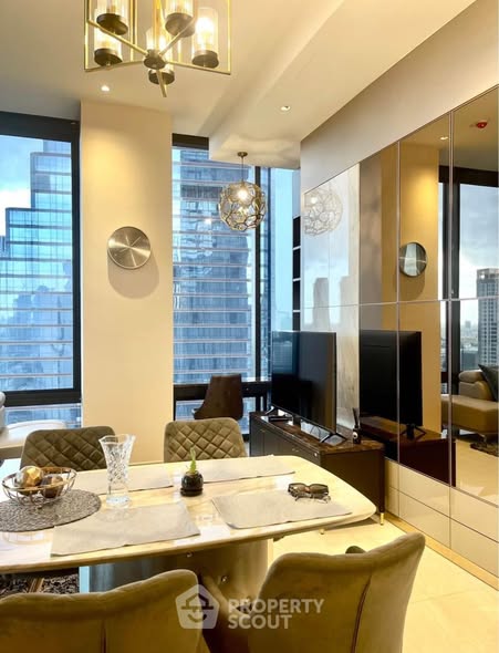 Ashton Silom