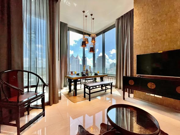 living room of Ashton Silom