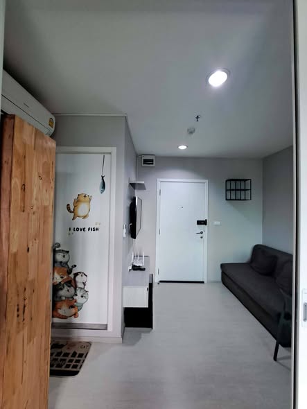 room interior of Aspire Erawan Tower B