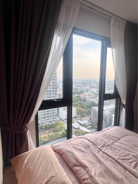 bedroom of Aspire Onnut Station