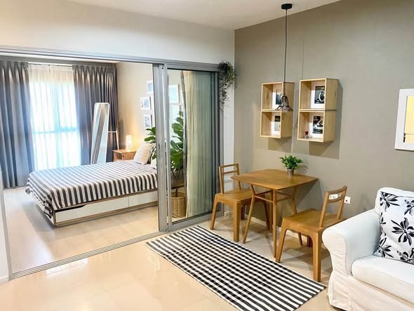 living room and bedroom of Aspire Rama 9