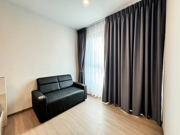 living room and bedroom of Aspire Ratchayothin