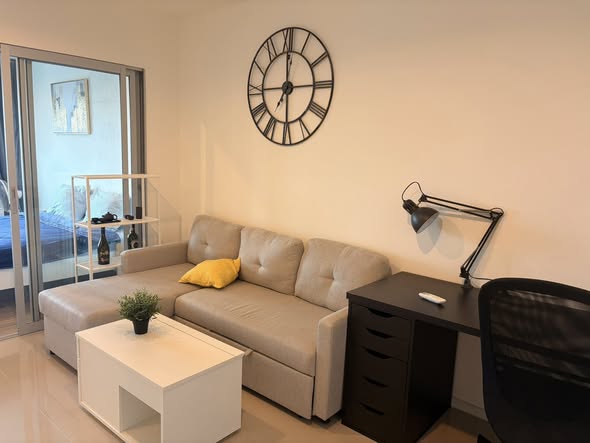 living room and bedroom of Aspire Sukhumvit 48