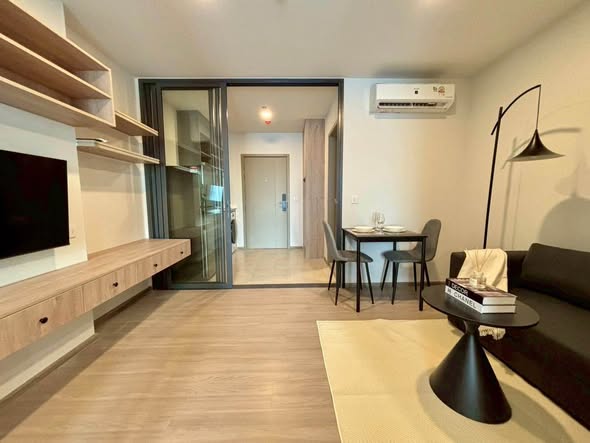 bedroom and living room and room interior of Aspire Sukhumvit-Rama 4