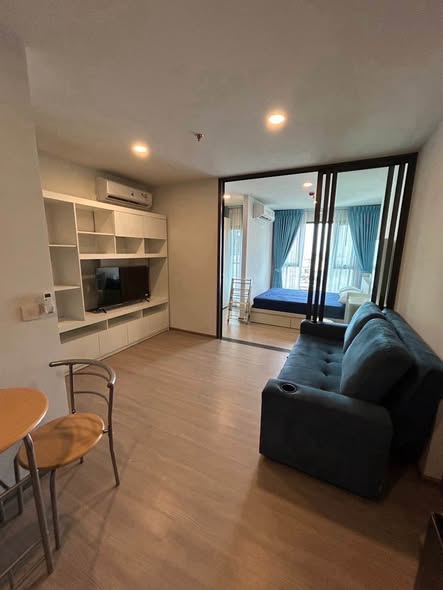 living room of Aspire Sukhumvit-Rama 4