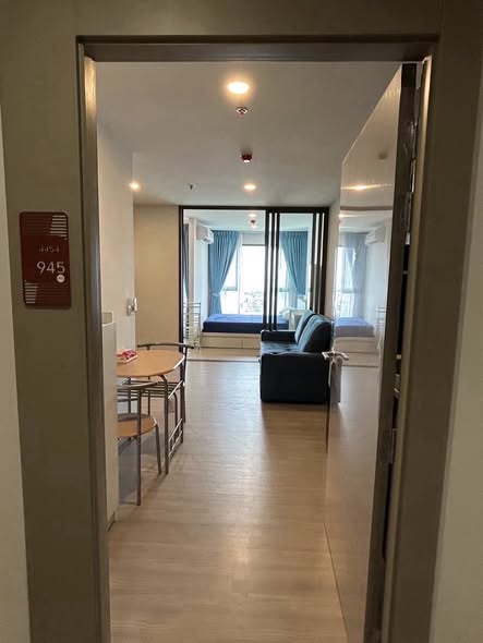 room interior of Aspire Sukhumvit-Rama 4