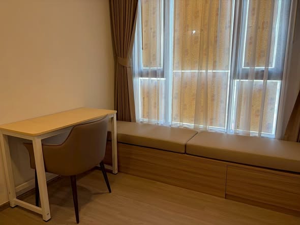 room interior of Aspire Sukhumvit-Rama 4