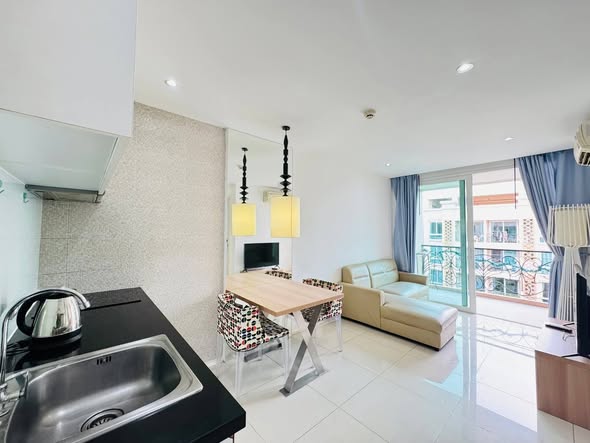 bedroom of Atlantis Condo Resort Pattaya