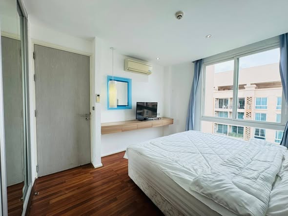 bedroom of Atlantis Condo Resort Pattaya