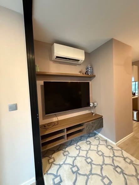 living room and kitchen of Atmoz Ladprao 71