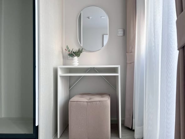 room interior and bathroom of Atmoz Oasis Onnut