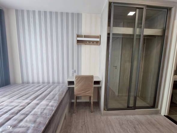 bedroom and room interior of Atmoz Tropicana Bangna