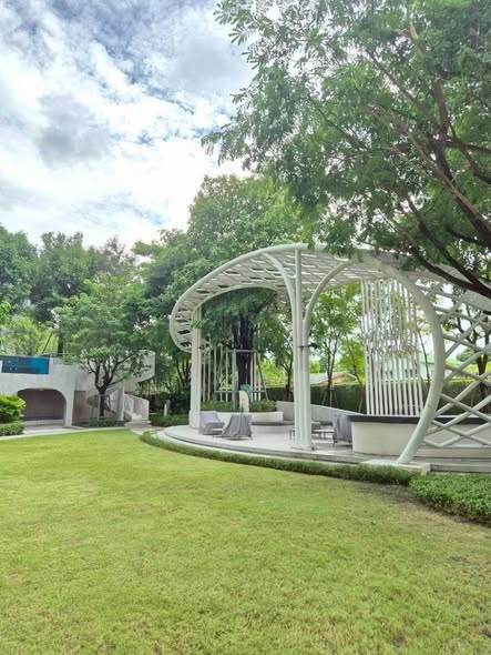 Atmoz Tropicana Bangna