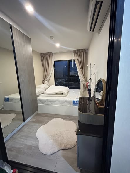 bedroom and room interior of B​ Loft​ Sukhumvit 107