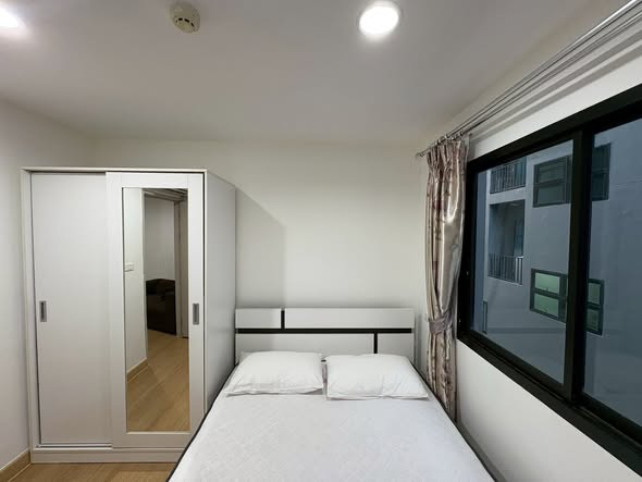 bedroom and room interior of B-Loft Sukhumvit 115
