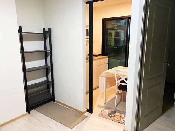 room interior and bathroom of B-Loft Sukhumvit 115