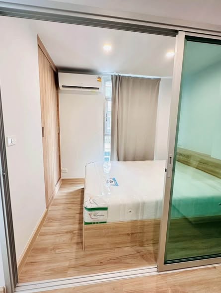 bedroom and room interior of B5 Kirin Condo Rajapruk