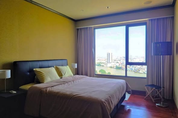 bedroom of Baan Chaopraya