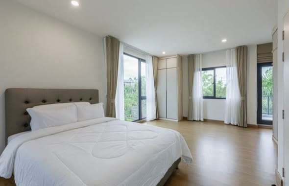 bedroom of Baan Klang Muang The Edition Bangna-Wongwaen
