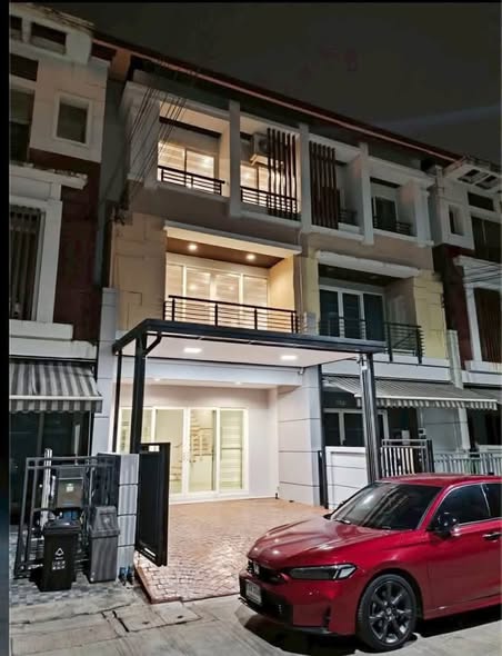 Baan Klang Muang Urbanion Rama 9-Ladprao