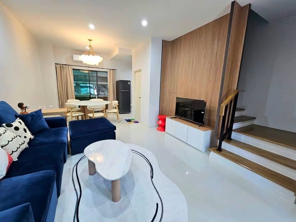 living room of Baan Klang Mueang Rama 9-Krungthep Kritha