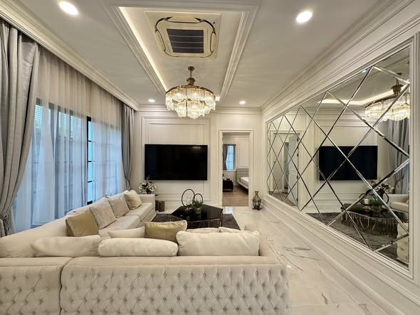 living room of บ้านแสนสิริ พัฒนาการ : Baan Sansiri Pattanakarn