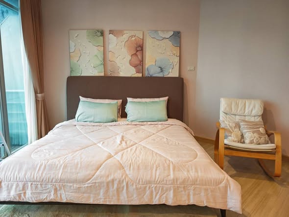 bedroom of Baan Sathorn Chao Phraya