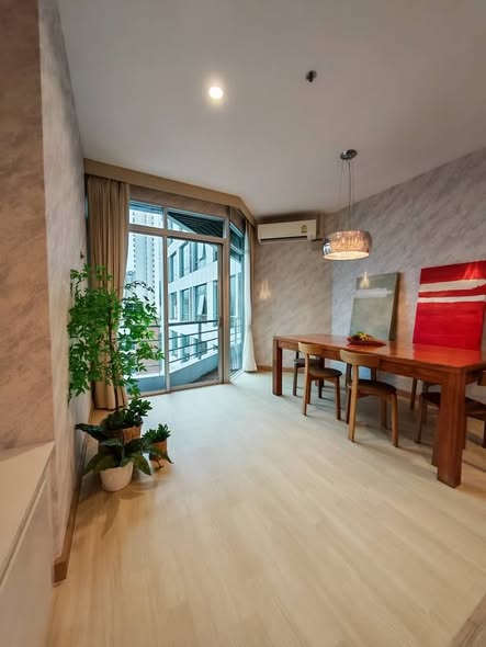living room of Baan Sathorn Chao Phraya