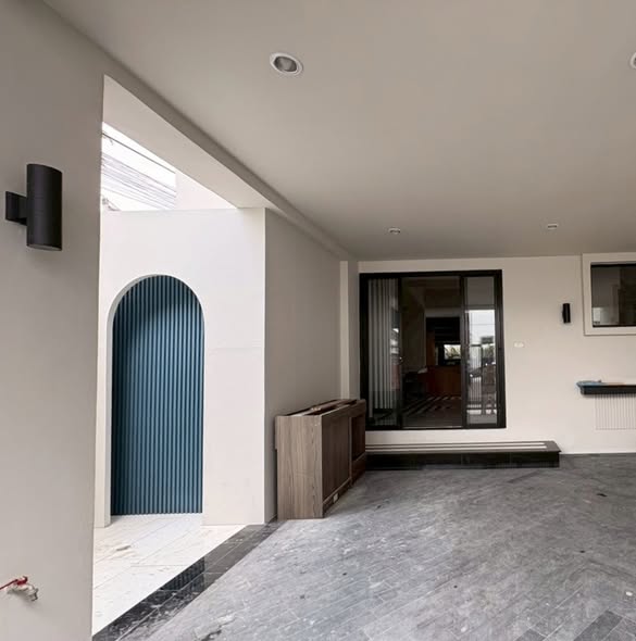 room interior of Ban Klang Muang Lat Phrao-Yotin Pattana