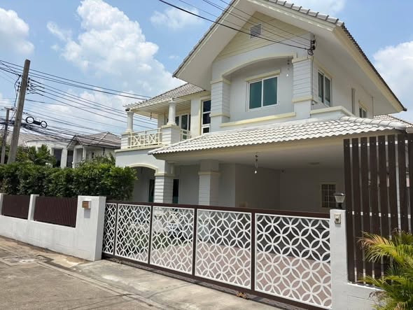 Ban Suan Racha Village
