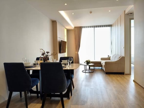 living room of Bearing Residence