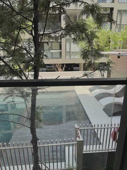 Beat sukhumvit sale gallery