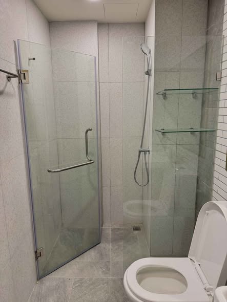 room interior and bathroom of Beat sukhumvit sale gallery