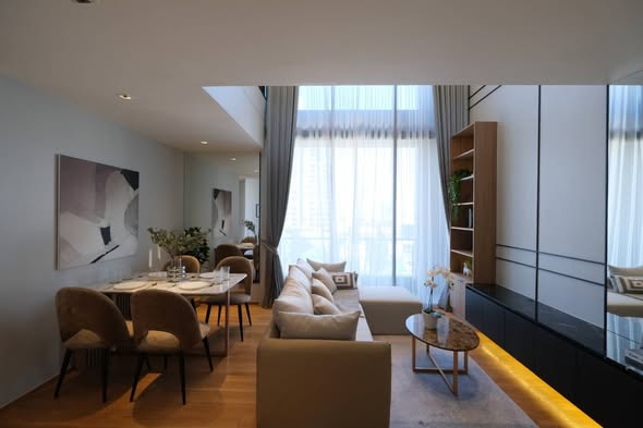 living room of BEATNIQ