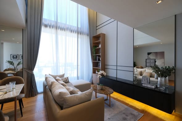 living room of BEATNIQ