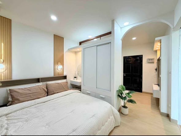 bedroom and room interior of Best Point Condominium