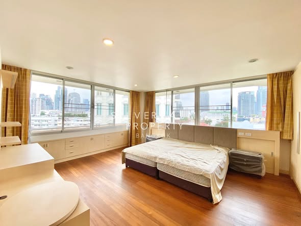 bedroom of Bright Sukhumvit 24